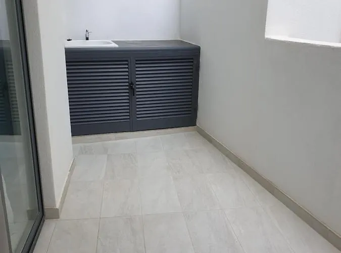 A Ground Floor Maisonette - Mellieha Bay 아파트 Is-Sellum