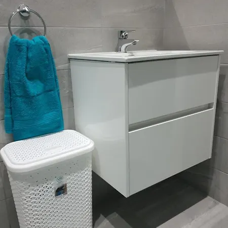 A Ground Floor Maisonette - Mellieha Bay * Is-Sellum